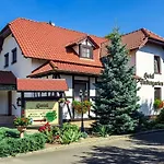 Hotel & Restaurant Lindengarten