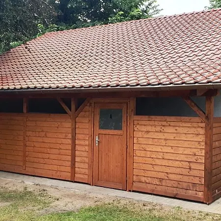 & Restaurant Lindengarten 3*