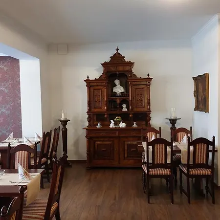 Hotel & Restaurant Lindengarten 3*