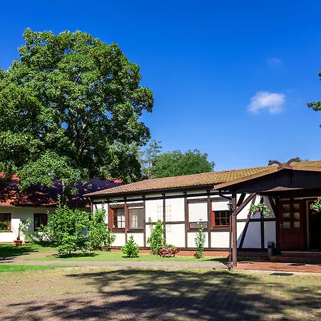 & Restaurant Lindengarten 3* Lubben
