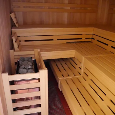 Otel & Restaurant Lindengarten