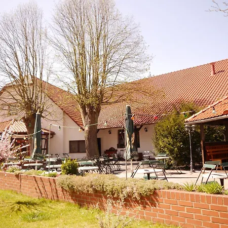 & Restaurant Lindengarten 3*