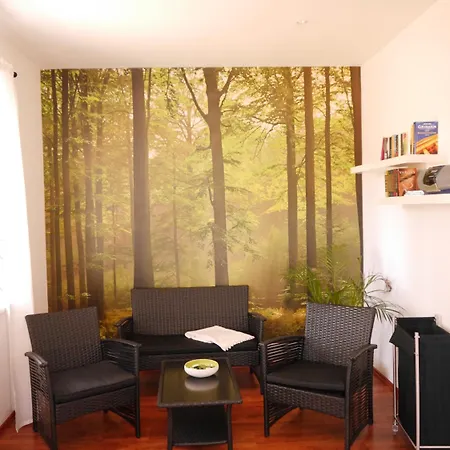 & Restaurant Lindengarten Otel 3*