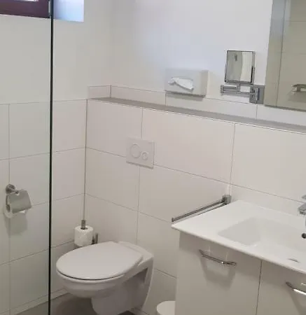 & Restaurant Lindengarten Hotel