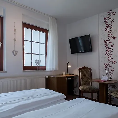 & Restaurant Lindengarten 호텔