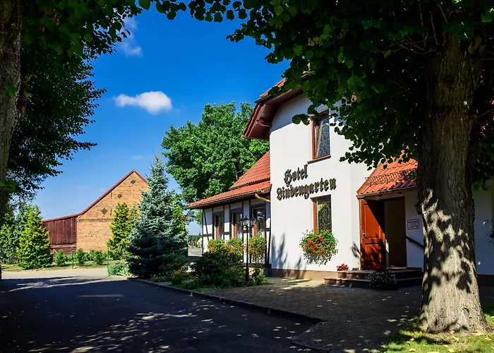 & Restaurant Lindengarten Hotel Lübben