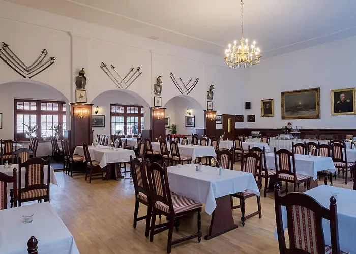 & Restaurant Lindengarten 3*