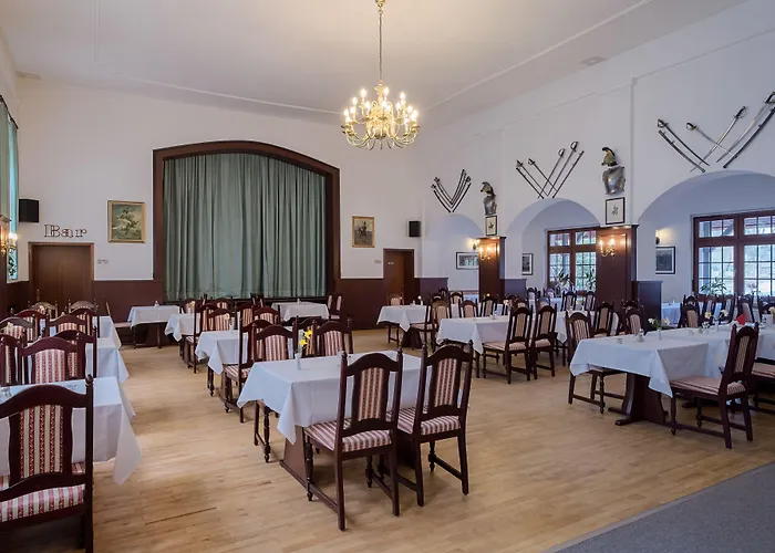 & Restaurant Lindengarten Hotel Lübben