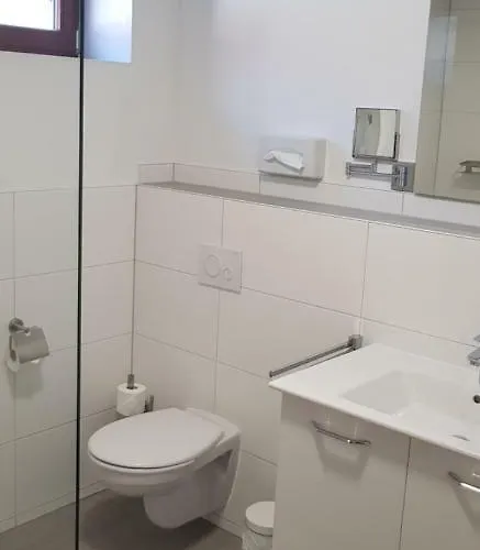 & Restaurant Lindengarten Hotel